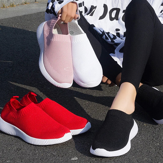 Women's Sock Sneakers – Breathable, comfy flats with a sleek, knitted design.