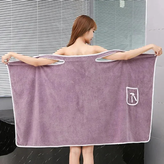 Women's Wearable Bath Towel – Sized at 140 x 85 cm, this fast-drying towel is perfect for your bath, beach, spa, gym, and even as a casual robe.